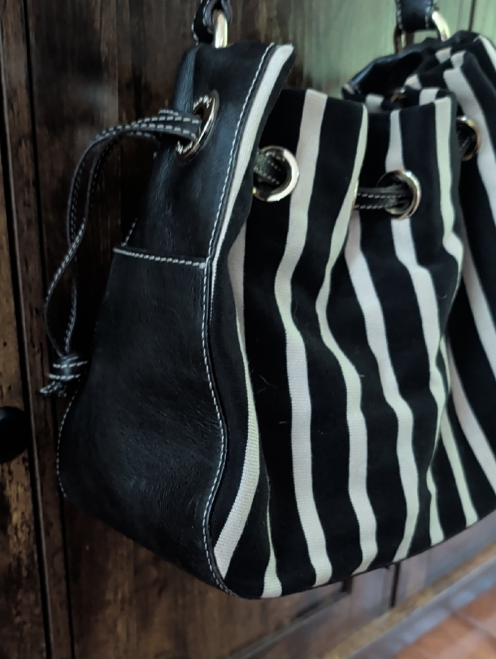 Kate Spade Striped Y2K Shoulder Women's Black & Cream Striped Shoulder Bag - Picture 2 of 9